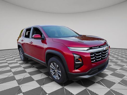 Certified 2026 Chevrolet Equinox LT FWD image 2