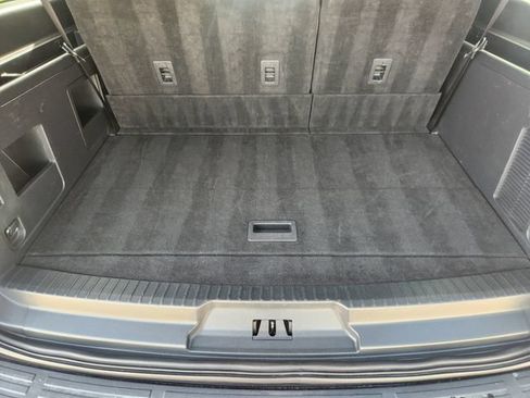 Used 2024 Ford Expedition Max XLT RWD image 28
