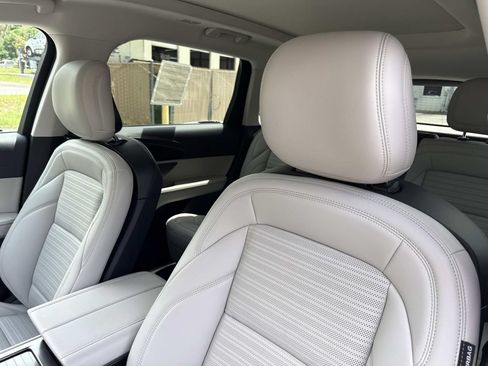 New 2026 Lincoln Nautilus Reserve AWD/4WD image 27