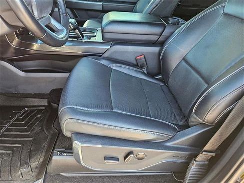 Certified 2022 Ford F150 Lariat w/ Equipment Group 502A High image 16