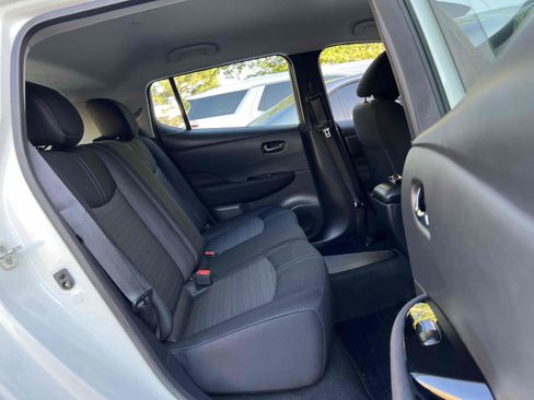 Used 2019 Nissan Leaf SV Plus w/ SV Plus Technology Package FWD image 64