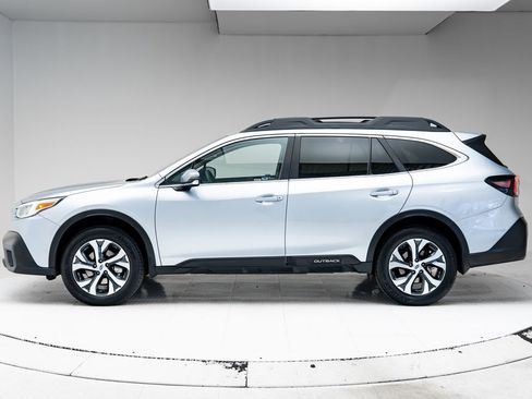 Used 2020 Subaru Outback Limited w/ Popular Package #2 AWD/4WD image 2