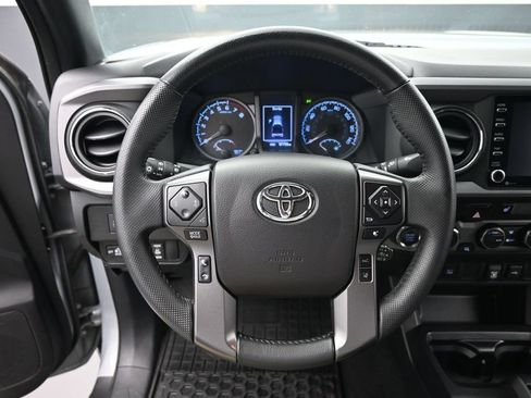 Used 2021 Toyota Tacoma 4x4 Double Cab image 14