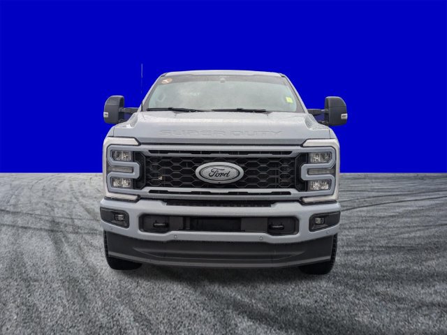Certified 2025 Ford F250 Lariat w/ Lariat Ultimate Package AWD/4WD image 9