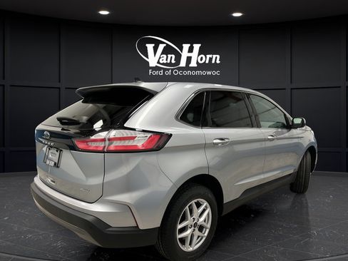 Used 2023 Ford Edge SEL w/ Convenience Package AWD/4WD image 7