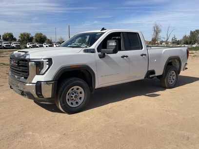New 2025 GMC Sierra 2500 Pro w/ 1SA Pro Safety Plus Package