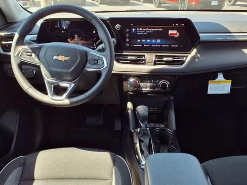 New 2026 Chevrolet TrailBlazer LT w/ LT Cold Weather Package AWD/4WD image 12