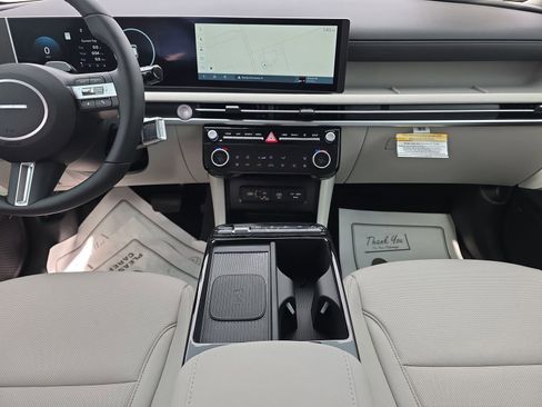 New 2026 Hyundai Tucson Limited image 13