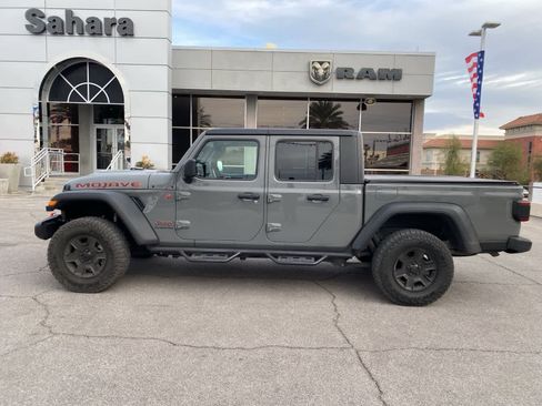 Used 2022 Jeep Gladiator Mojave w/ LED Lighting Group image 9