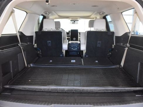 Used 2024 Ford Expedition Max Platinum AWD/4WD image 16