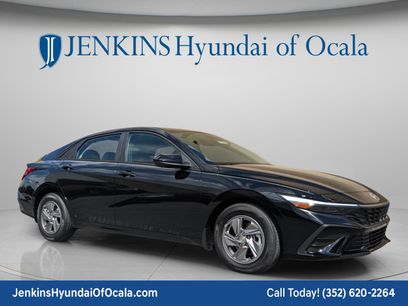 New 2026 Hyundai Elantra SE