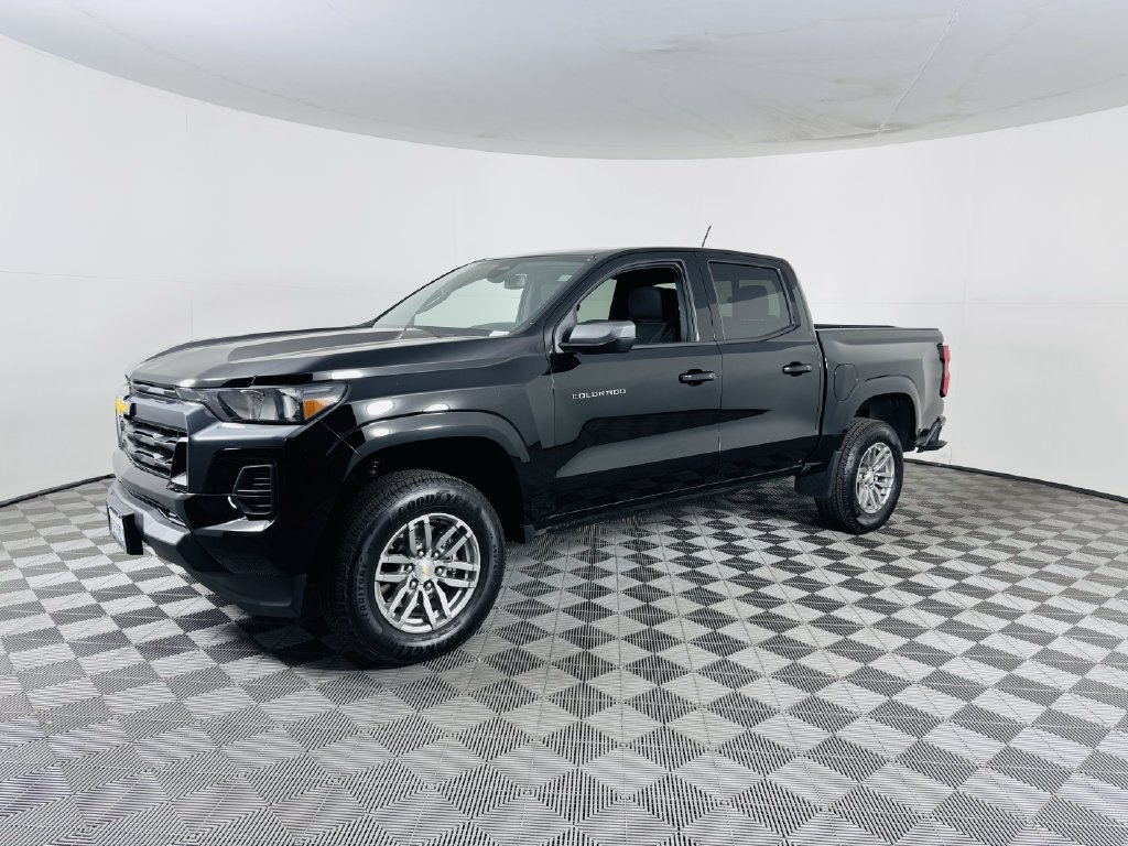 Used 2026 Chevrolet Colorado LT w/ Advanced Trailering Package RWD image 4