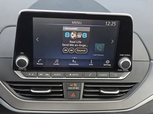 Used 2023 Nissan Altima 2.5 SR image 13