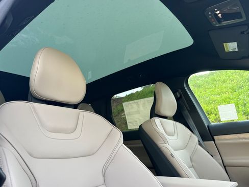 New 2026 Volvo EX90 Plus RWD image 13