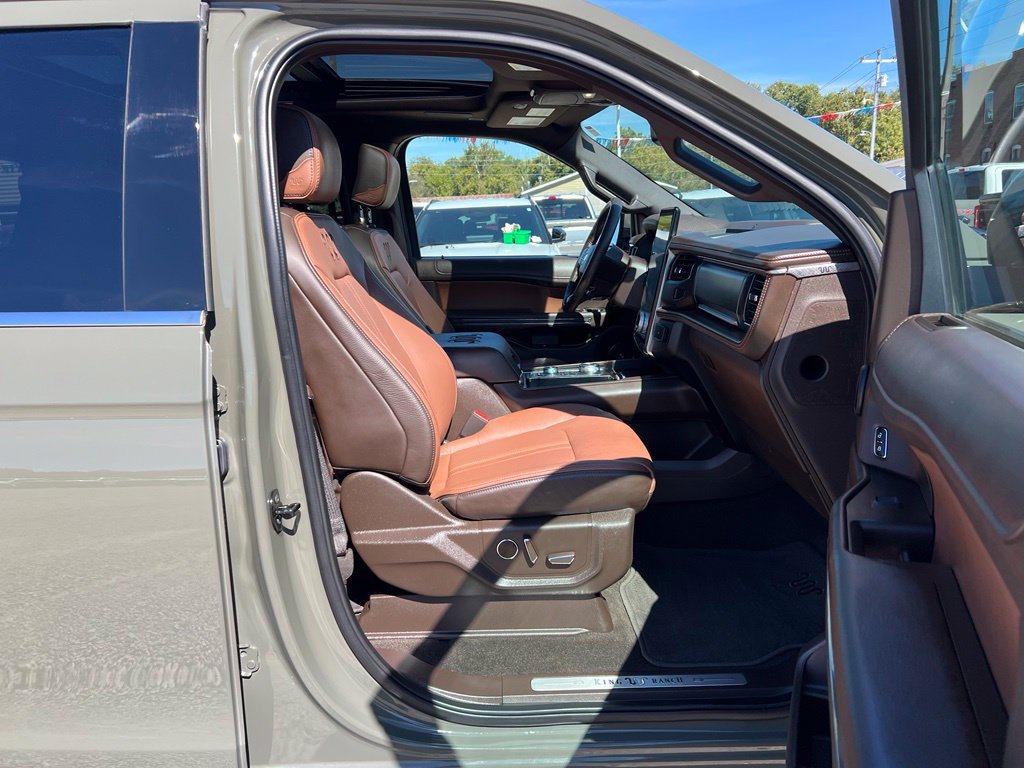 Used 2024 Ford Expedition King Ranch AWD/4WD image 23