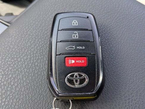 Used 2025 Toyota Camry SE FWD image 28