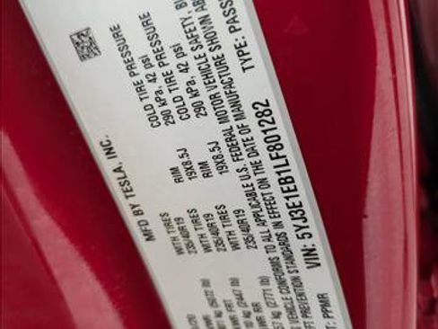 Used 2020 Tesla Model 3 Long Range image 23