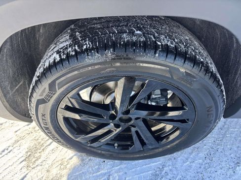 New 2026 Volkswagen Atlas Cross Sport SEL R-Line AWD/4WD image 10