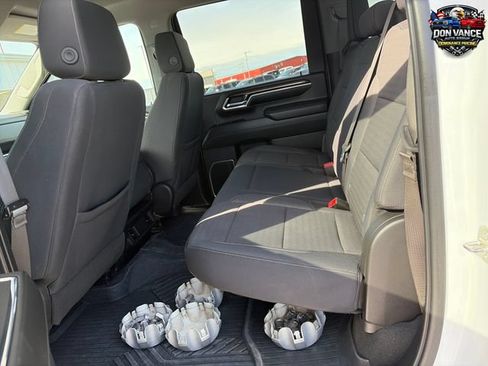 Used 2024 Chevrolet Silverado 2500 LT AWD/4WD image 24