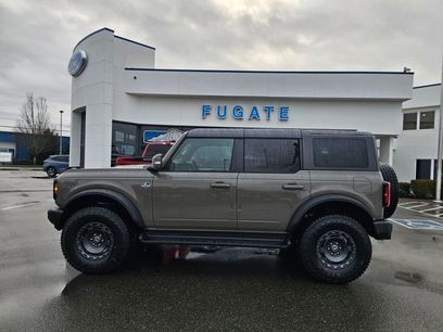 New 2025 Ford Bronco Outer Banks w/ Sasquatch Package