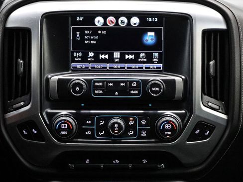 Used 2018 GMC Sierra 1500 SLE image 27