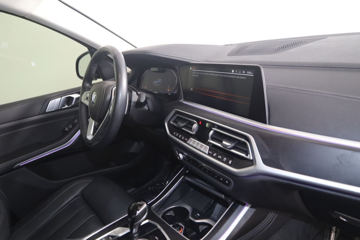 Used 2022 BMW X7 xDrive40i w/ Premium Package AWD/4WD image 46