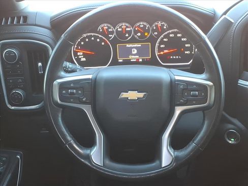 Used 2020 Chevrolet Silverado 1500 LTZ image 24