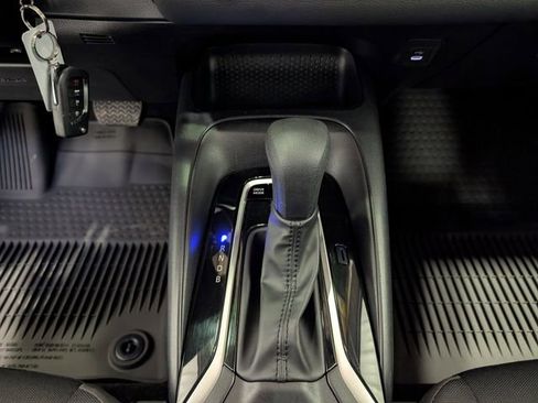 Used 2025 Toyota Corolla LE image 22