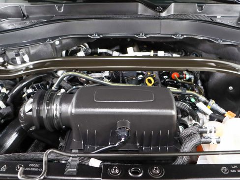 Used 2022 Ford Explorer Limited image 32