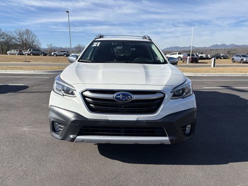 Used 2021 Subaru Outback Touring XT image 2