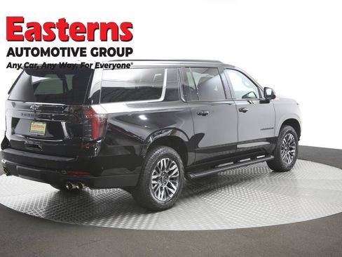 Used 2025 Chevrolet Suburban Z71 AWD/4WD image 44
