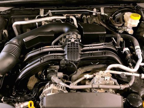 Certified 2021 Subaru Outback Limited image 29