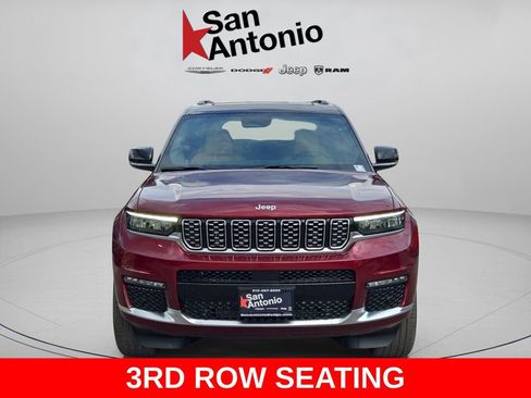 New 2025 Jeep Grand Cherokee L Summit w/ MOPAR Finishing Package AWD/4WD image 3