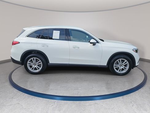 Certified 2026 Mercedes-Benz GLC 300 4MATIC image 5