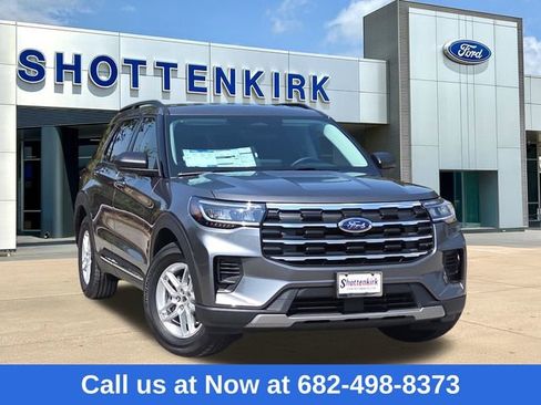 New 2025 Ford Explorer Active image 1