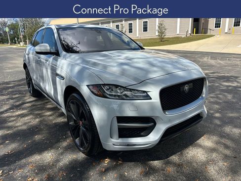 Used 2020 Jaguar F-PACE R-Sport image 5