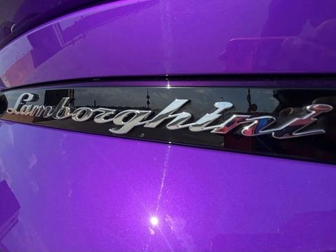 Used 2021 Lamborghini Urus AWD/4WD image 20