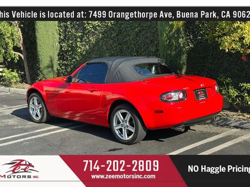 Used 2006 MAZDA MX-5 Miata Touring RWD image 10