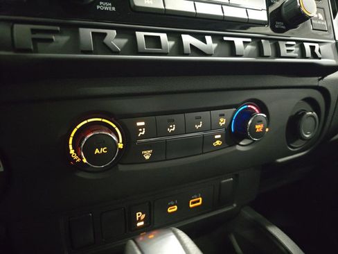 Used 2025 Nissan Frontier S w/ S Utility Package image 24