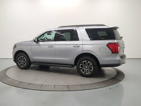 Used 2024 Ford Expedition XLT RWD image 6