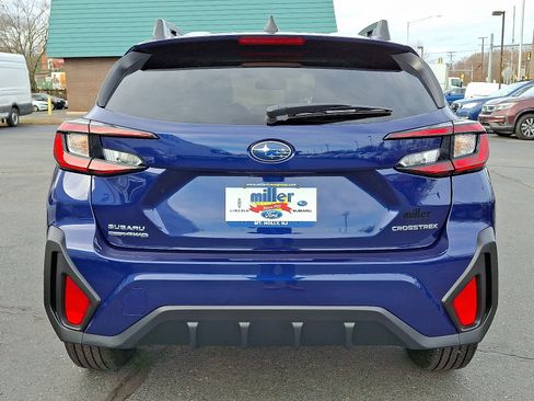 Certified 2024 Subaru Crosstrek 2.0i Premium image 5