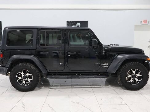 Used 2020 Jeep Wrangler Unlimited Sport S AWD/4WD image 3