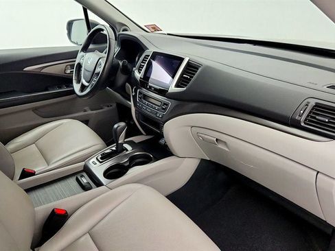 Used 2017 Honda Ridgeline RTL-T image 23