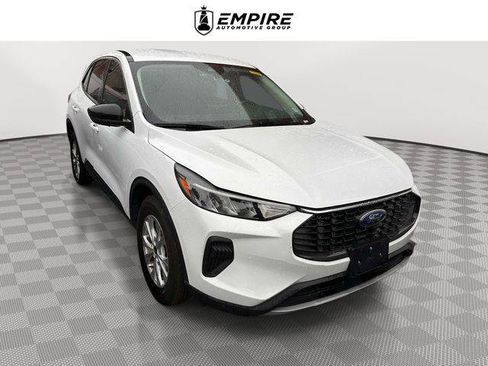 Used 2023 Ford Escape Active AWD/4WD image 1