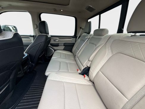 Used 2023 RAM 1500 Limited AWD/4WD image 15