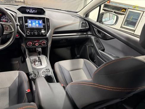 Certified 2021 Subaru Crosstrek 2.0i Premium w/ Moonroof Package AWD/4WD image 29