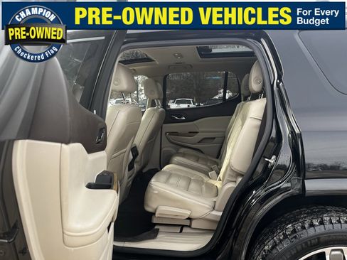 Used 2017 GMC Acadia Denali w/ Technology Package image 32