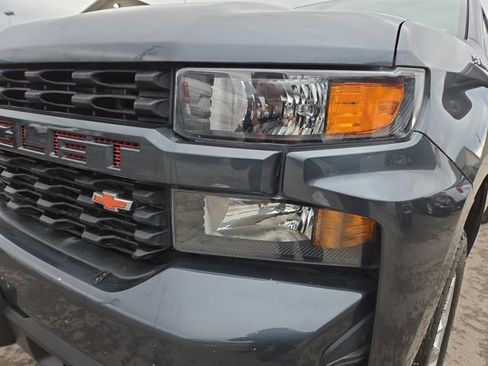 Used 2021 Chevrolet Silverado 1500 Custom image 6