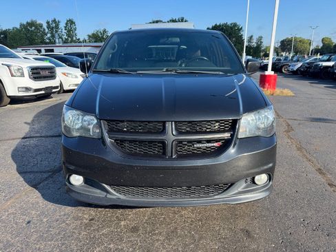 Used 2016 Dodge Grand Caravan R/T FWD image 8