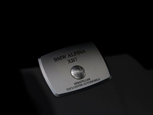 New 2026 BMW ALPINA XB7 AWD/4WD image 14